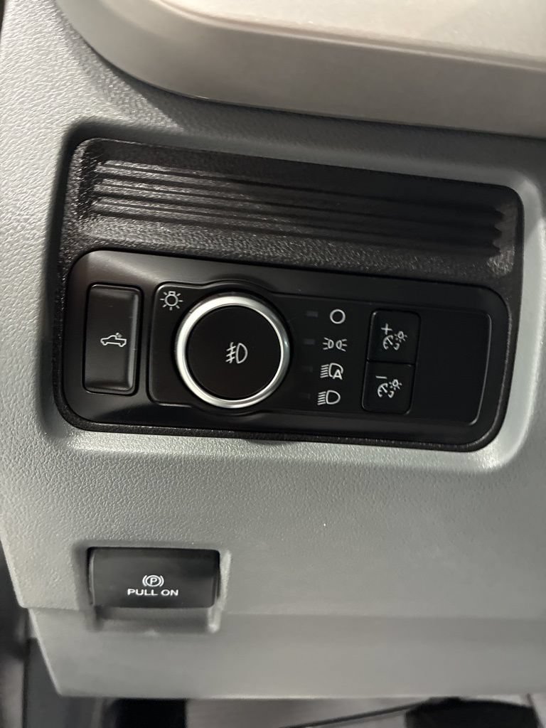 Used 2026 Ford F250 XLT AWD/4WD image 28