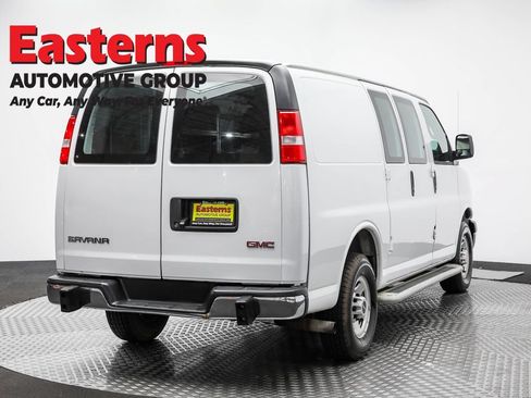 Used 2020 GMC Savana 2500 w/ Driver Convenience Package RWD image 5