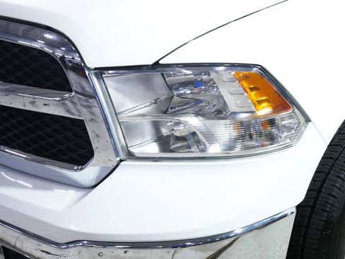 Used 2023 RAM 1500 Classic SLT w/ Electronics Group AWD/4WD image 16