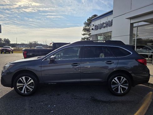 Used 2019 Subaru Outback 2.5i Limited w/ Popular Package #2 image 8