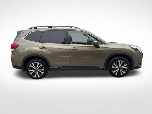 Used 2024 Subaru Forester Limited AWD/4WD image 18