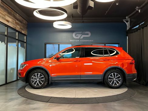 Used 2019 Volkswagen Tiguan SE AWD/4WD image 6
