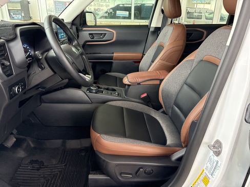 Used 2024 Ford Bronco Sport Outer Banks w/ Tech Package image 15