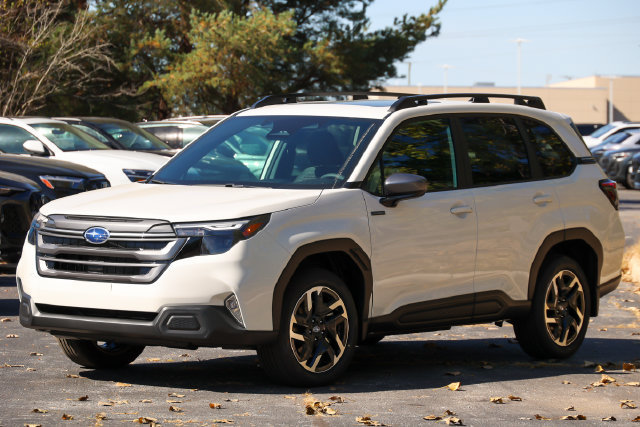 New 2026 Subaru Forester Premium AWD/4WD image 2