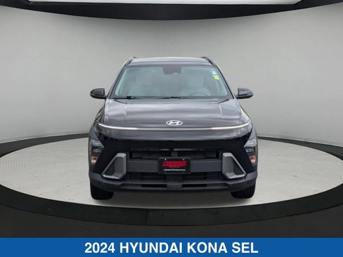 Used 2024 Hyundai Kona SEL AWD/4WD image 9
