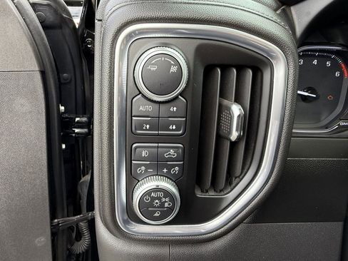 Used 2019 GMC Sierra 1500 SLT w/ SLT Premium Plus Package image 31