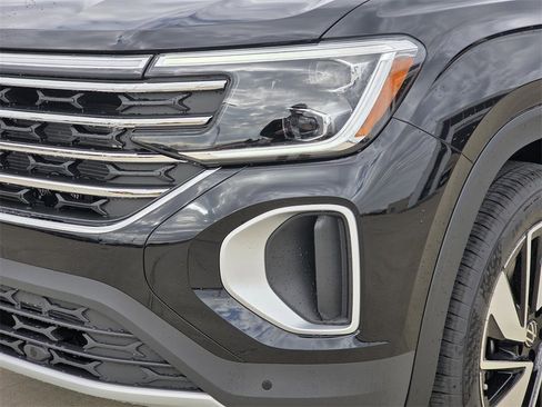 New 2026 Volkswagen Atlas SE image 6