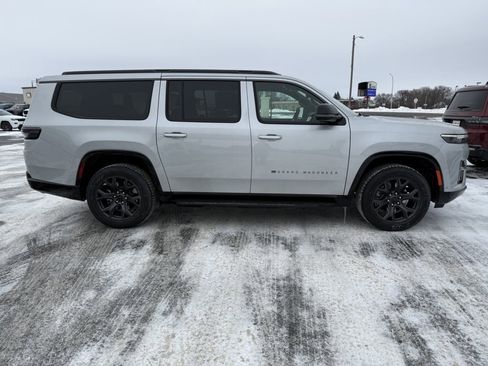 New 2026 Jeep Grand Wagoneer L Limited image 9
