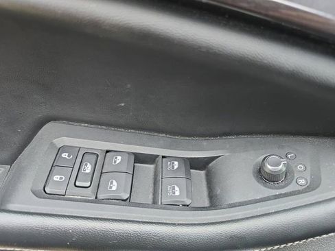 Used 2022 Jeep Grand Cherokee Altitude image 28