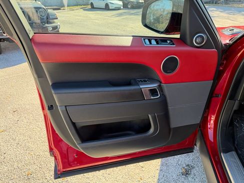 Used 2021 Land Rover Range Rover Sport HST image 13