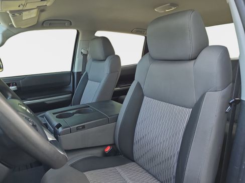Used 2014 Toyota Tundra SR5 AWD/4WD image 18