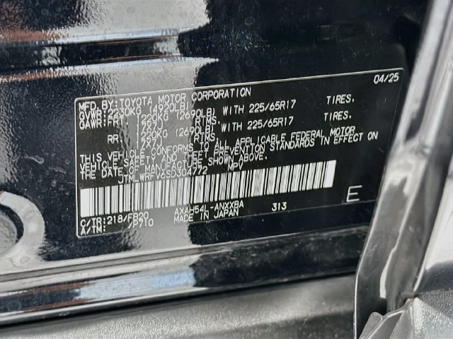Certified 2025 Toyota RAV4 LE AWD/4WD image 26