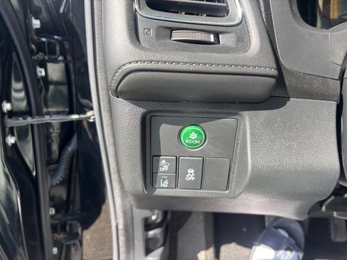 Used 2020 Honda HR-V EX image 14