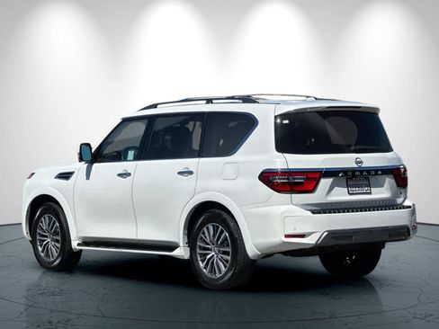 Used 2023 Nissan Armada SL w/ Captain's Chairs Package RWD image 6