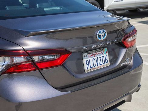 Used 2024 Toyota Camry SE w/ Audio Upgrade Package FWD image 11