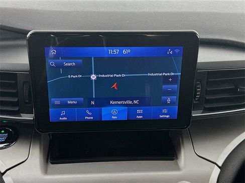 Used 2021 Ford Explorer XLT w/ Equipment Group 202A image 19