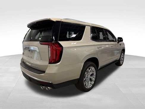 Used 2023 GMC Yukon Denali AWD/4WD image 5