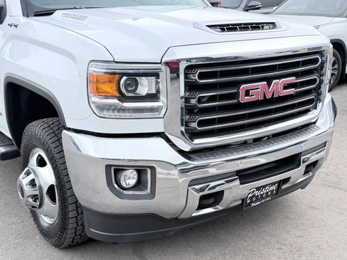 Used 2019 GMC Sierra 3500 SLT w/ Duramax Plus Package AWD/4WD image 5