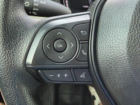 Used 2026 Toyota Corolla LE w/ LE Premium Package FWD image 20