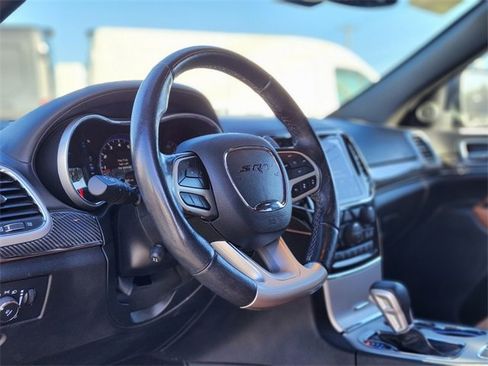 Used 2020 Jeep Grand Cherokee SRT image 19