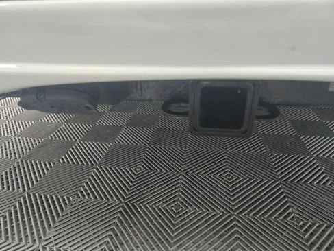 Used 2020 Chevrolet Express 2500 Extended w/ Enhanced Convenience Package image 5