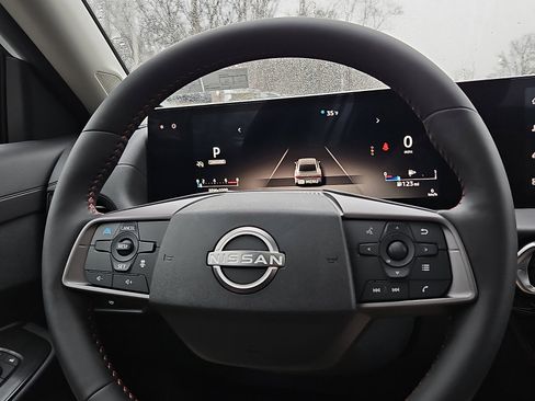 New 2026 Nissan Sentra SR FWD image 17