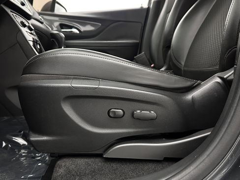Used 2018 Buick Encore Preferred FWD image 12