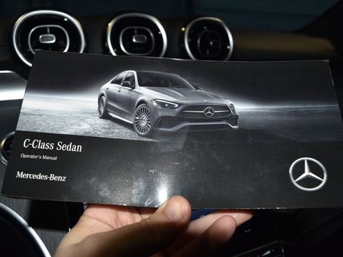 Used 2023 Mercedes-Benz C 300 4MATIC Sedan image 12