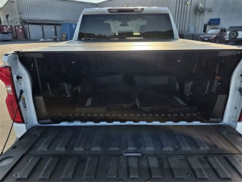 Used 2023 Chevrolet Silverado 1500 RST w/ Z71 Off-Road Package image 16