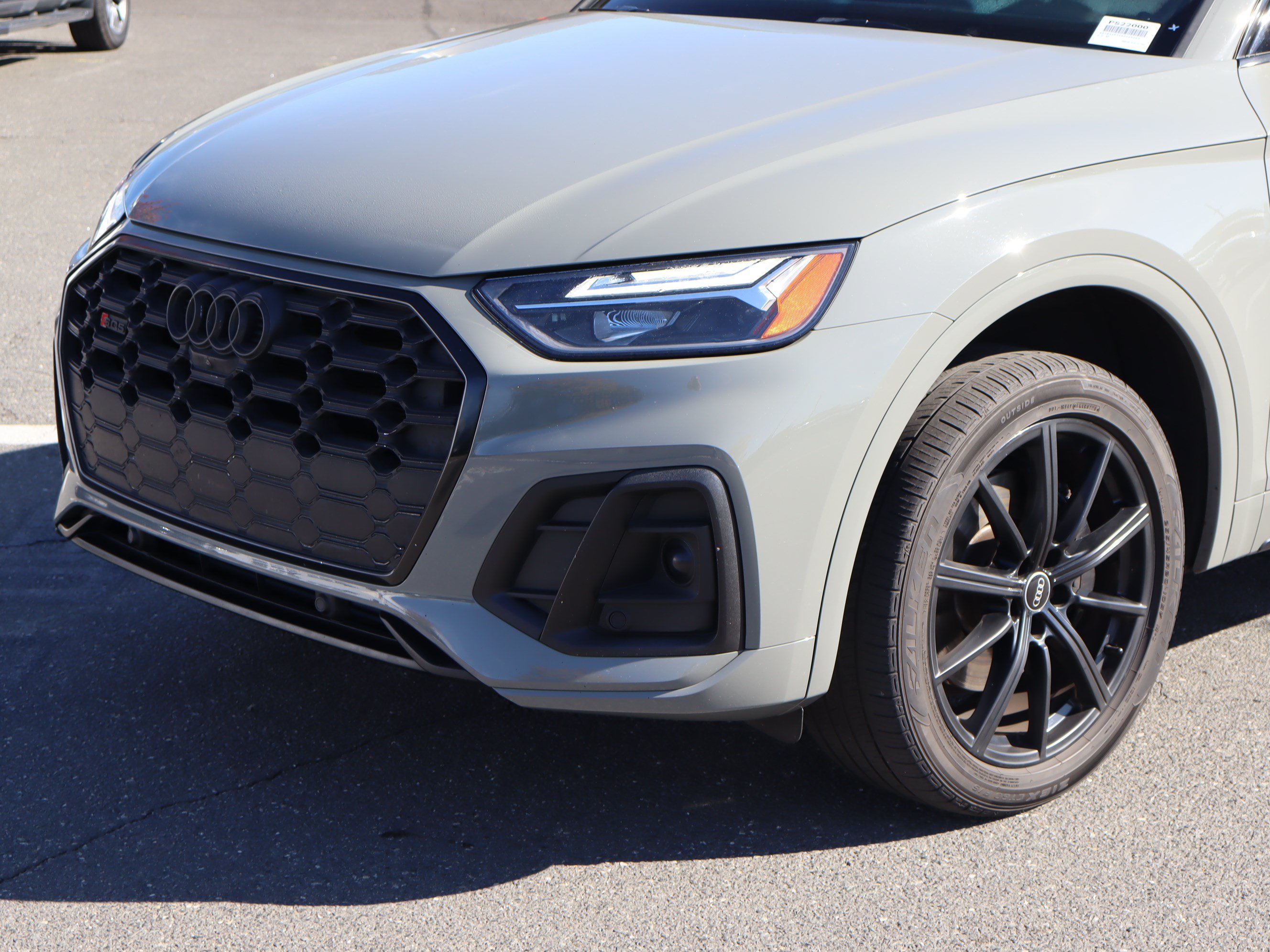 Used 2021 Audi SQ5 Premium Plus w/ Premium Plus Package AWD/4WD image 17