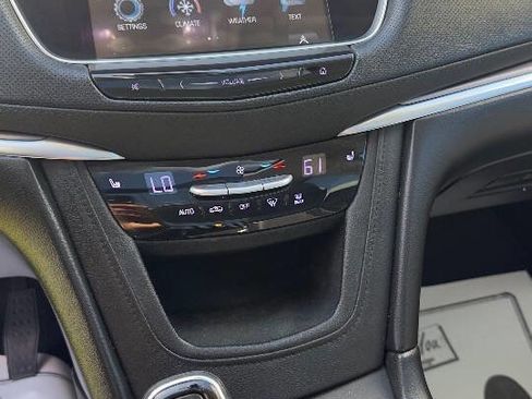 Used 2018 Cadillac XT5 Luxury w/ Driver Awareness Package image 17