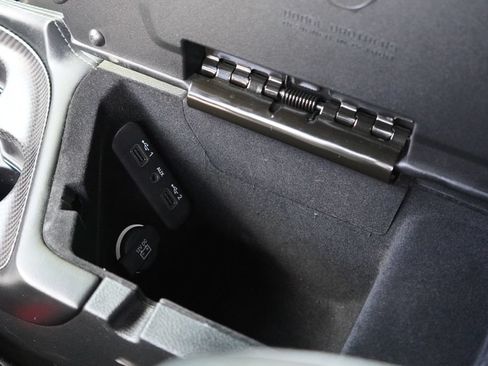 Used 2022 Dodge Challenger R/T Scat Pack RWD image 17