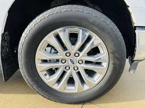 Used 2024 Ford F150 Lariat w/ FX4 Off-Road Package image 45