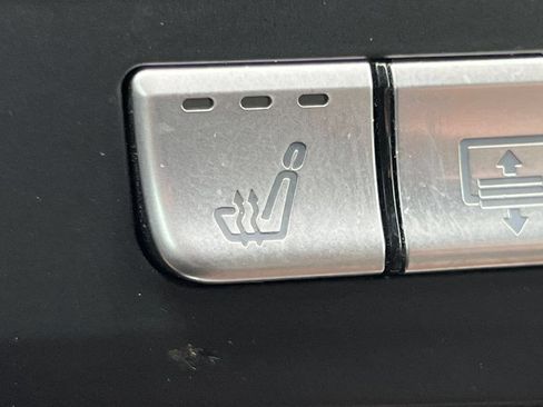 Certified 2016 Mercedes-Benz E 350 4MATIC Sedan image 29