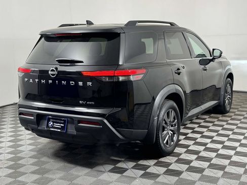 Used 2022 Nissan Pathfinder SV AWD/4WD image 10