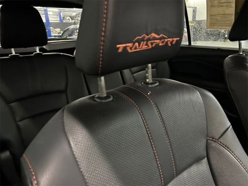 Used 2022 Honda Passport TrailSport image 17