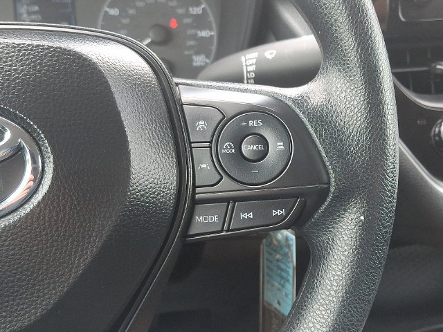 Used 2025 Toyota Corolla LE FWD image 20
