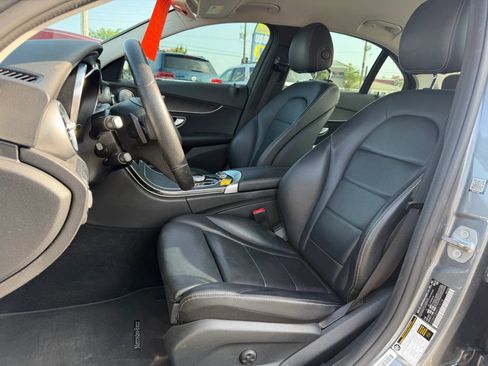 Used 2017 Mercedes-Benz C 300 Sedan image 5