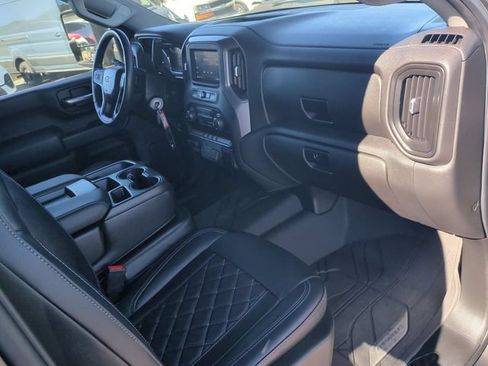 Used 2022 Chevrolet Silverado 2500 Custom w/ Custom Value Package AWD/4WD image 34