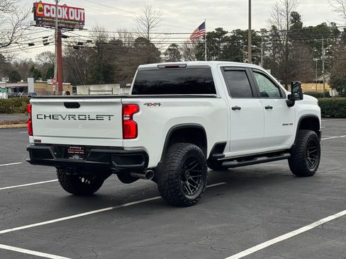 Used 2021 Chevrolet Silverado 2500 Custom w/ Custom Value Package image 6