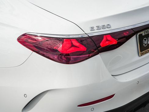 Certified 2024 Mercedes-Benz E 350 4MATIC Sedan image 11