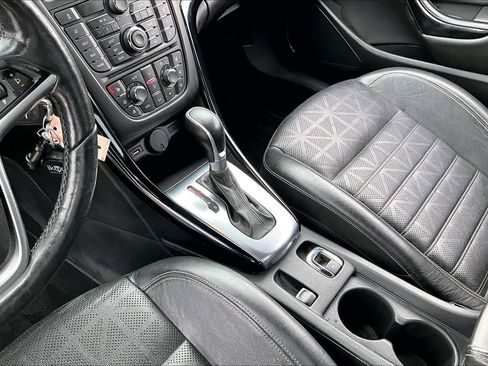 Used 2016 Buick Cascada Premium image 14