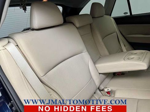 Used 2018 Subaru Outback 2.5i Limited AWD/4WD image 19