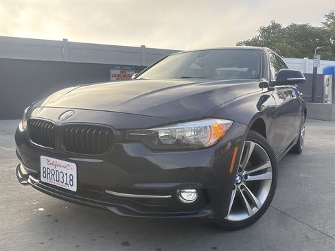 Used 2017 BMW 330i Sedan image 2