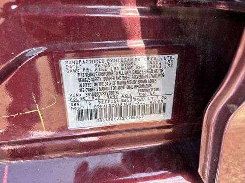 Used 2025 Nissan Sentra SV FWD image 26