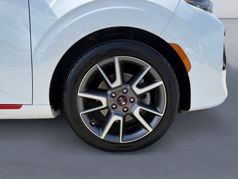 Used 2020 Kia Soul GT-Line Turbo FWD image 9