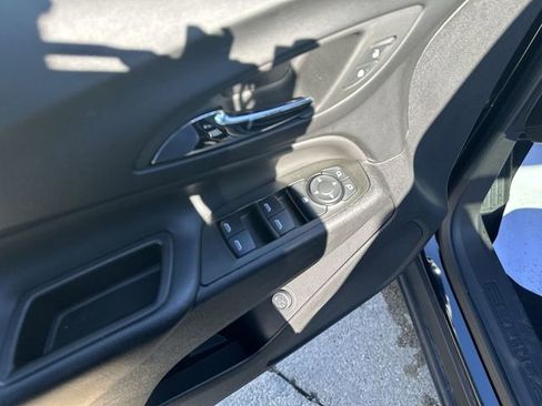 Certified 2023 Chevrolet Equinox LT image 25