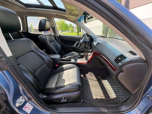 Used 2009 Subaru Outback 2.5i Limited AWD/4WD image 24