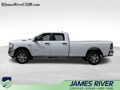 Used 2024 RAM 3500 Big Horn AWD/4WD image 2