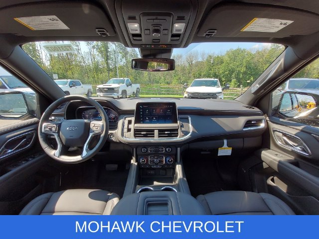 Used 2023 Chevrolet Tahoe Z71 w/ Z71 Off-Road Package AWD/4WD image 10